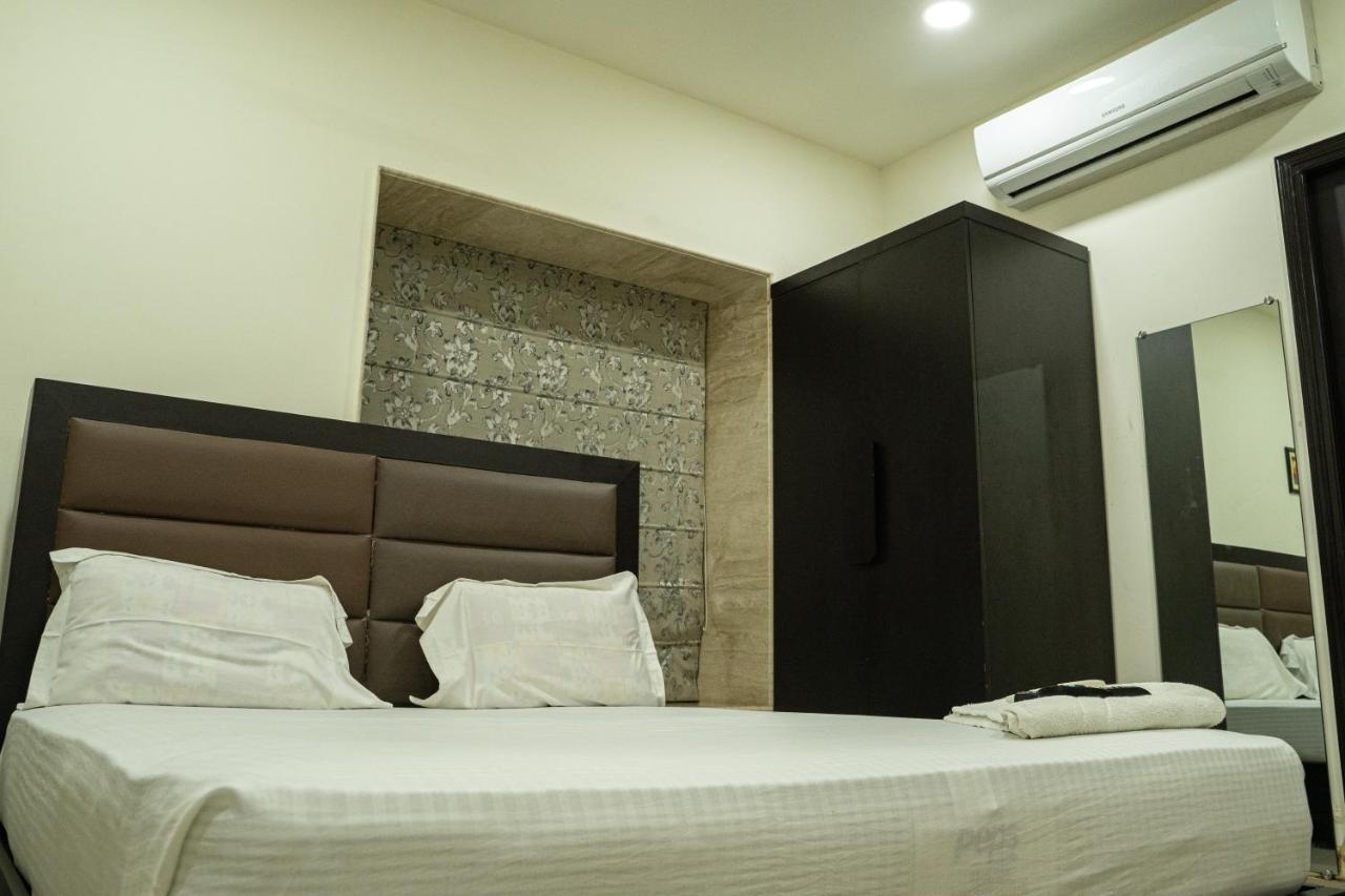 Nk7 Guest House Calcutta Buitenkant foto